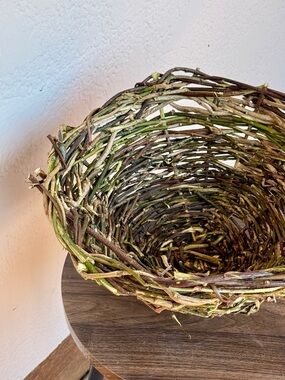 Handwoven Natural English Ivy Twig Basket - Green & Brown